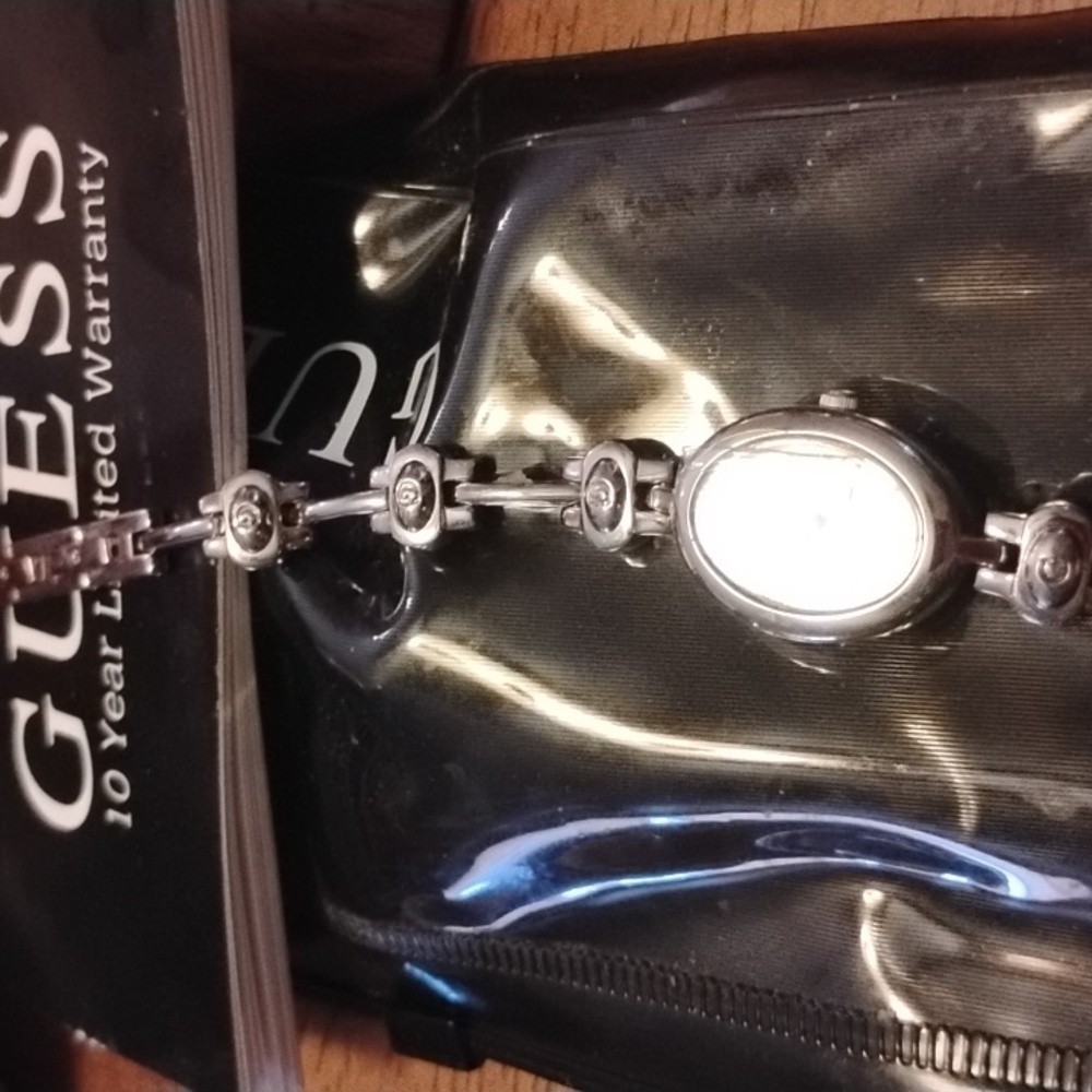Guess watch - Picture 5 of 5